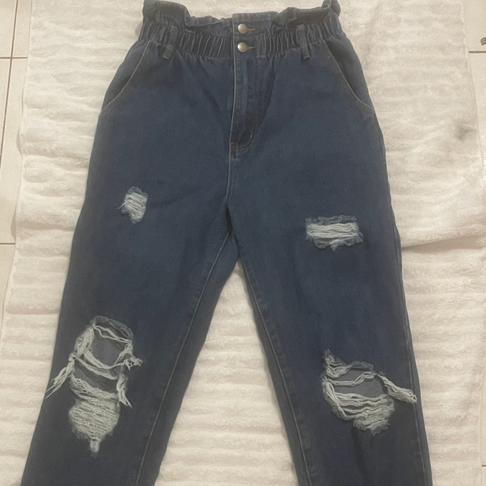 High waisted jeans stretchy material
